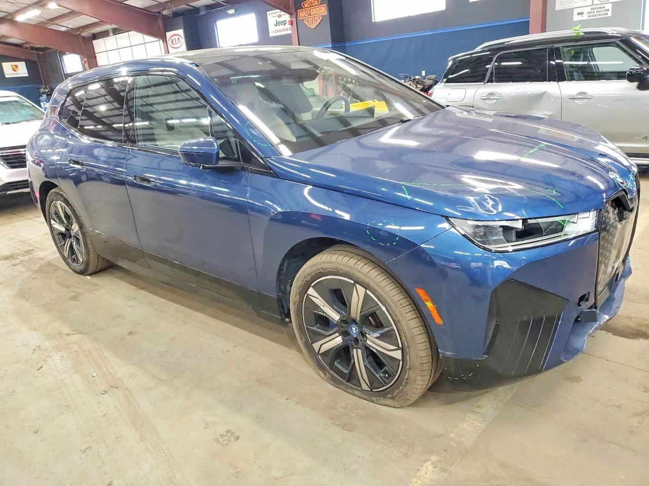 BMW iX xDrive50 | Mobile.bg � ����������� 4