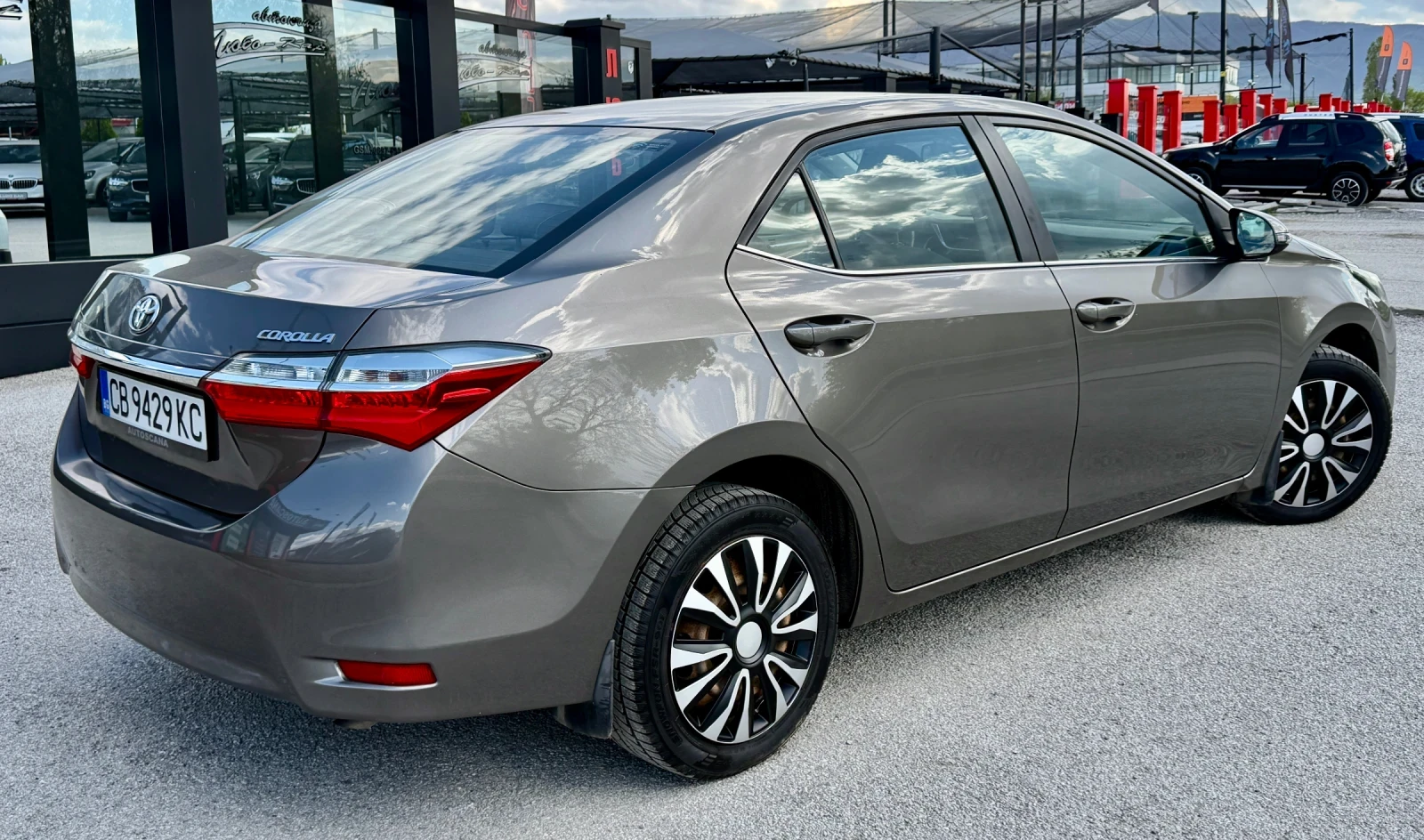 Toyota Corolla, снимка 5 - Автомобили и джипове - 54447760