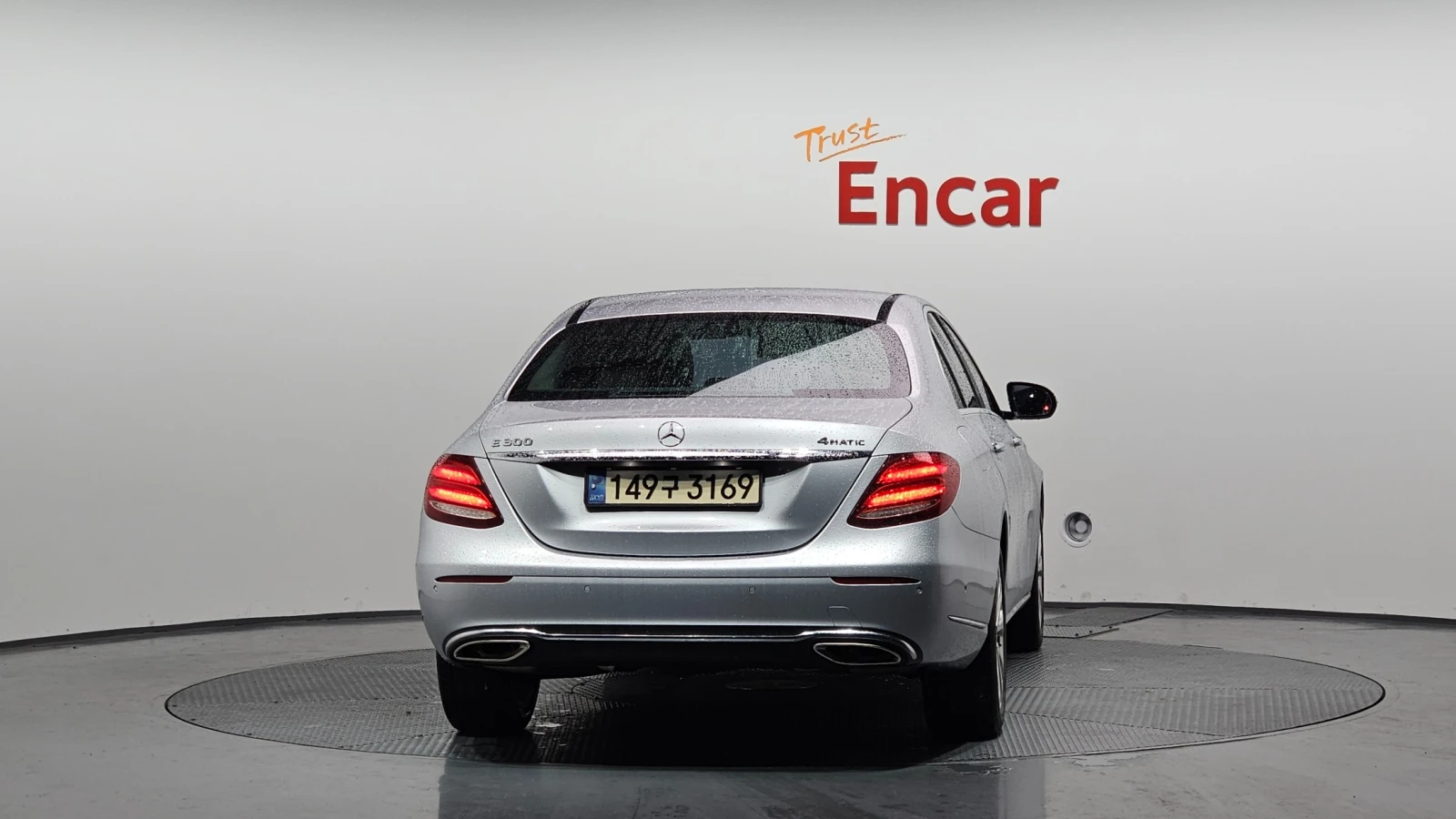 Mercedes-Benz E 300 2.0 4MATIC Exclusive, FULL, снимка 4 - Автомобили и джипове - 55264791