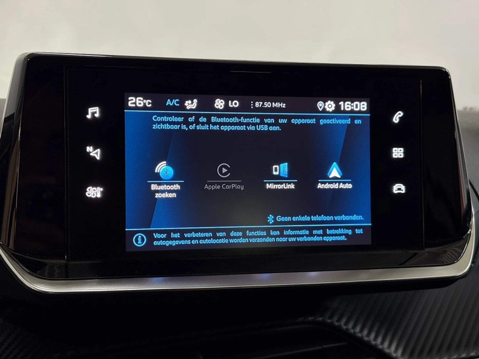 Peugeot 208 Allure, снимка 12 - Автомобили и джипове - 55486432