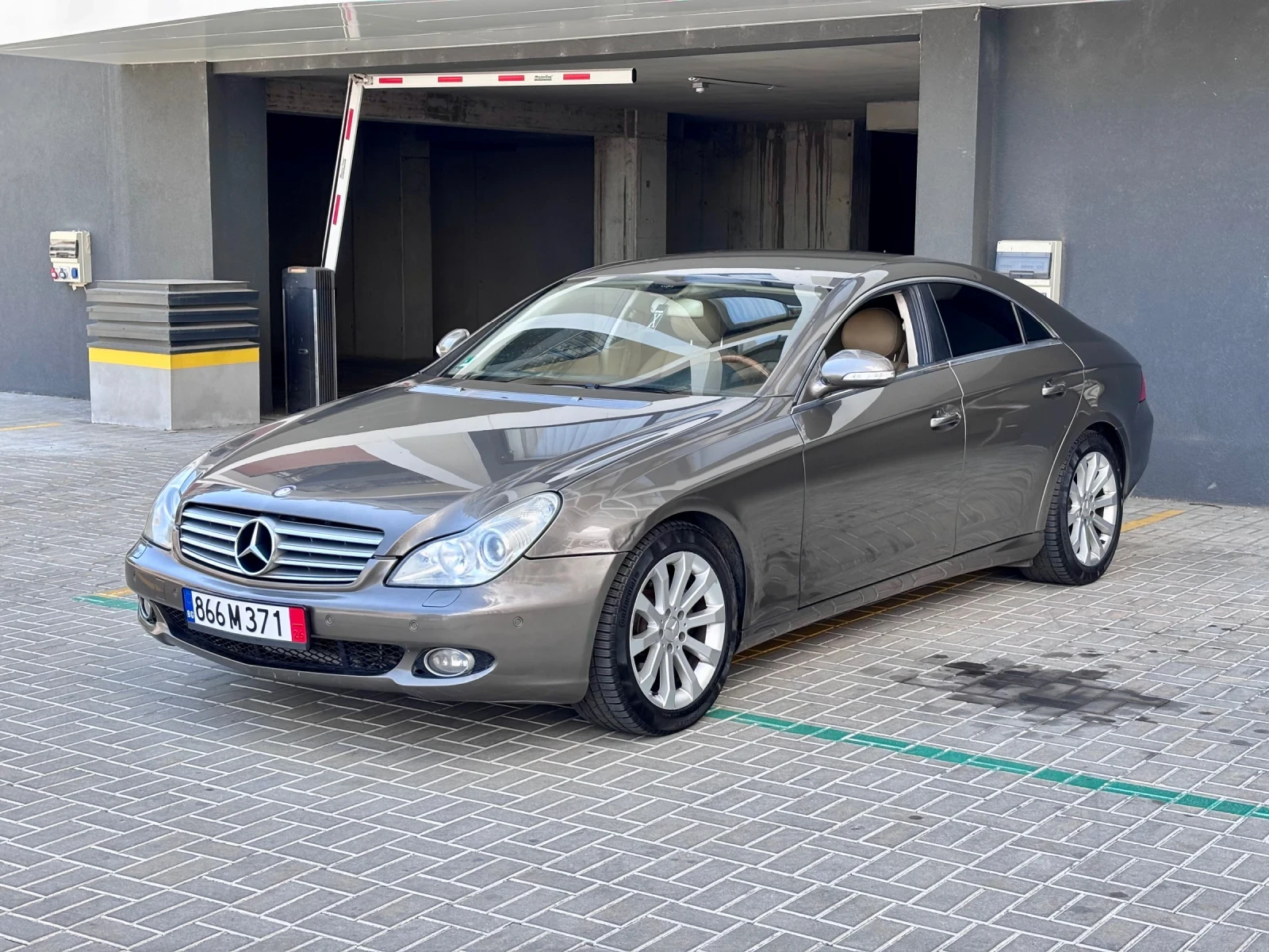 Mercedes-Benz CLS 350i/LPG, снимка 2 - Автомобили и джипове - 55664617