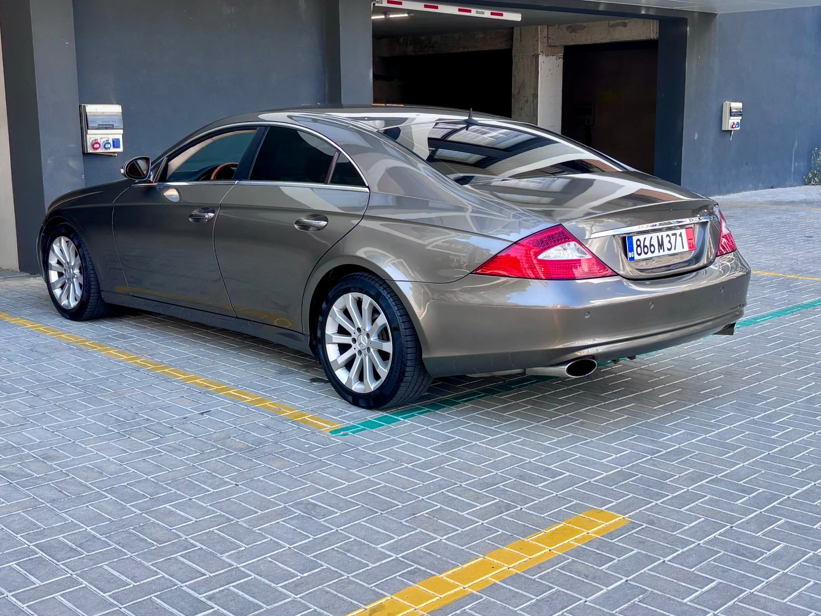 Mercedes-Benz CLS 350i/LPG, снимка 6 - Автомобили и джипове - 55664617