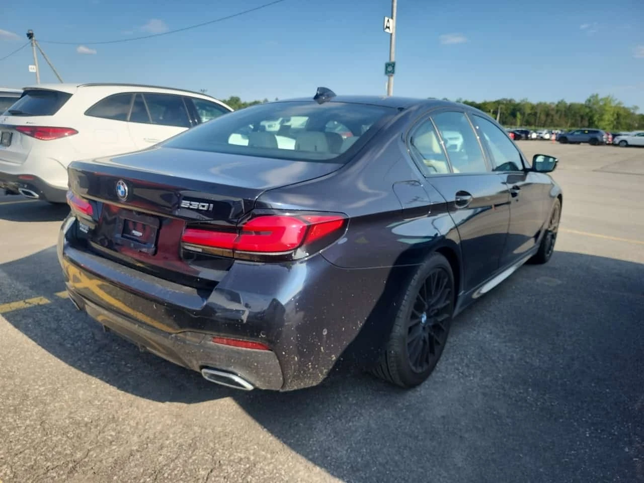 BMW 530 I XDRIVE* CARFAX* АВТОКРЕДИТ БЕЗ ПЪРВОНАЧАЛНА ВНОС, снимка 3 - Автомобили и джипове - 55780670