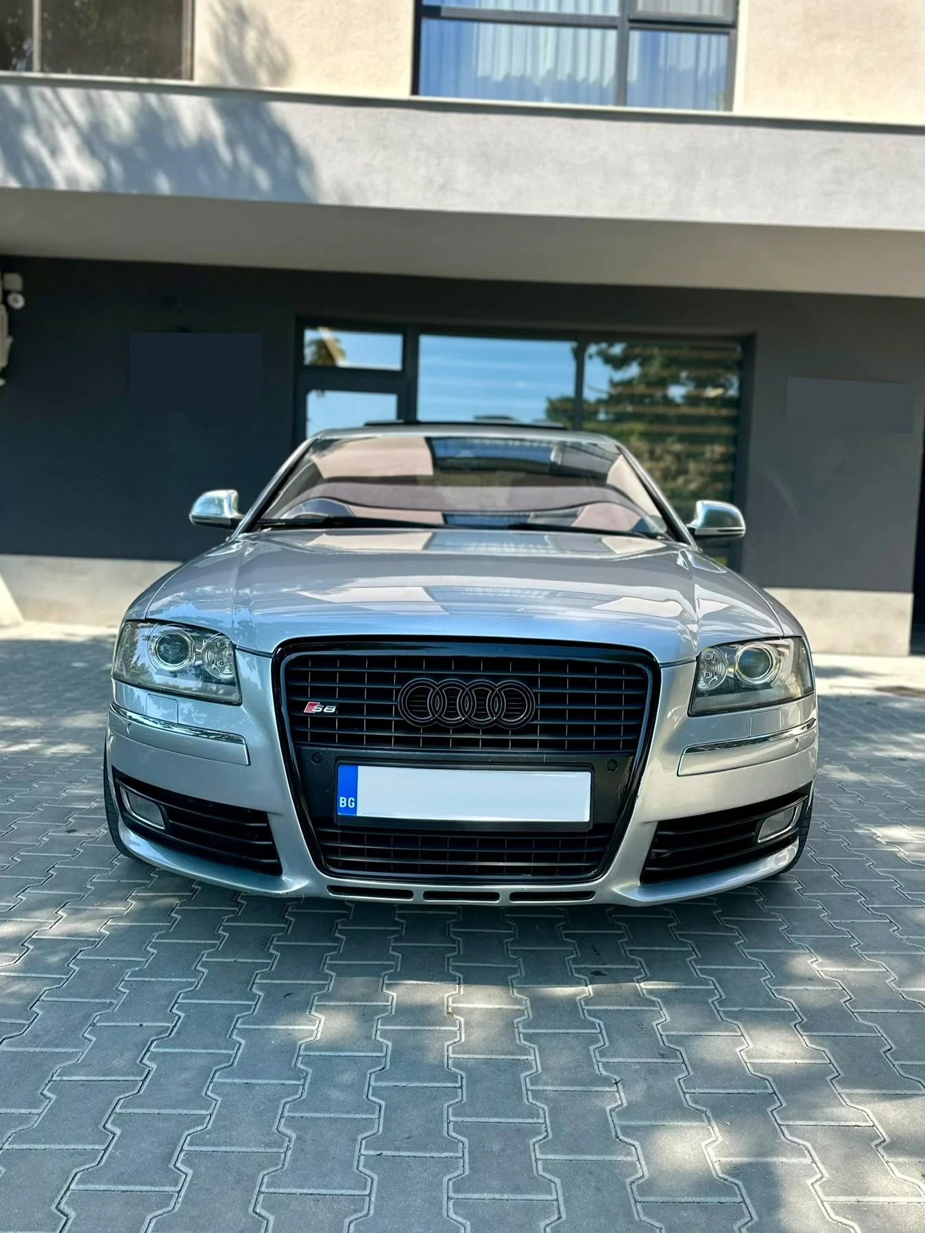 Audi A8 4.2 - V8, снимка 3 - Автомобили и джипове - 55876137