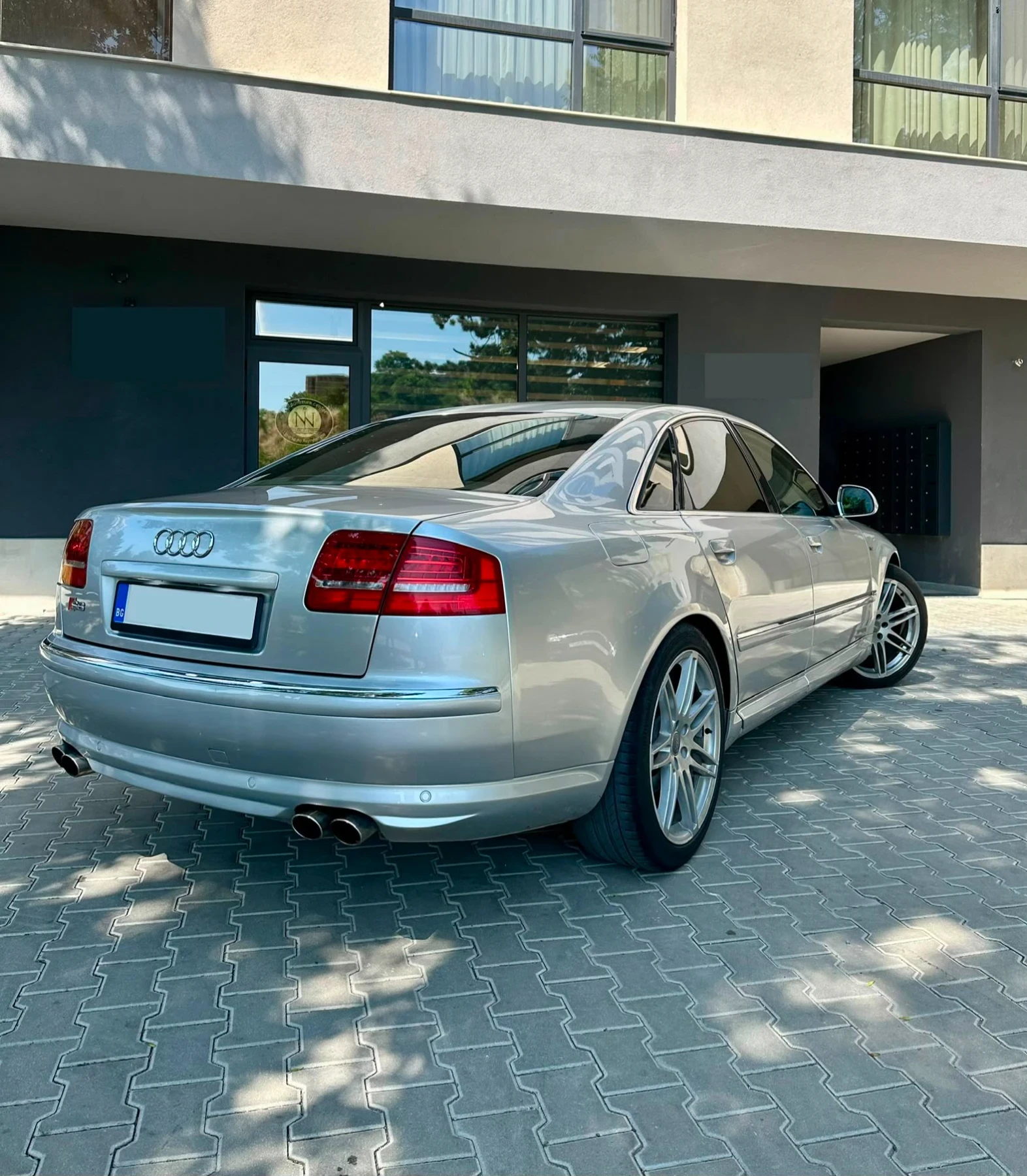 Audi A8 4.2 - V8, снимка 7 - Автомобили и джипове - 55876137