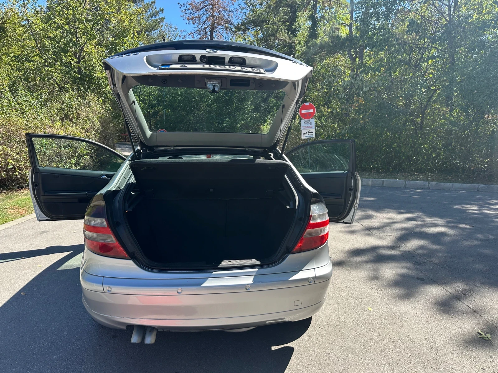 Mercedes-Benz C 220, снимка 12 - Автомобили и джипове - 55930982