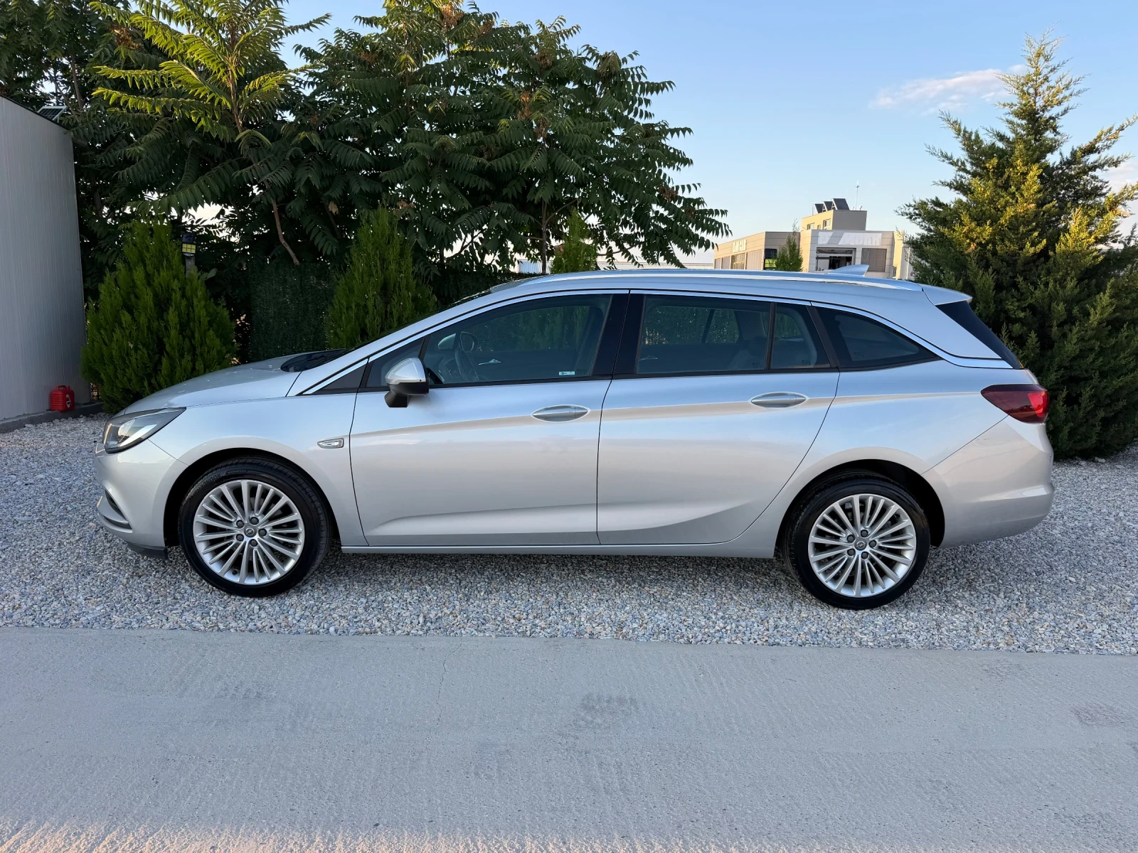 Opel Astra 1.6d 110kc., снимка 6 - Автомобили и джипове - 56121248