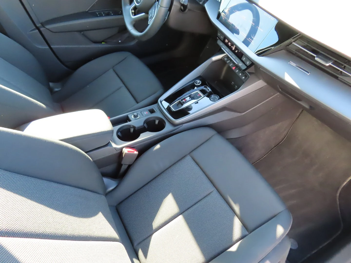 Audi A3 | Mobile.bg � ����������� 6