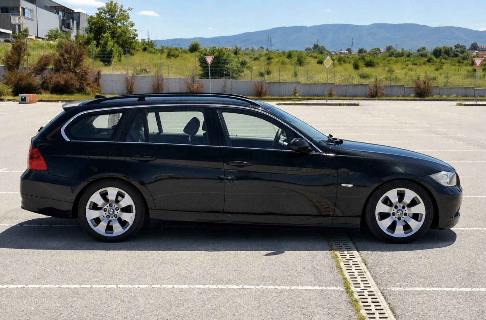 BMW 325 I, снимка 6 - Автомобили и джипове - 56467079