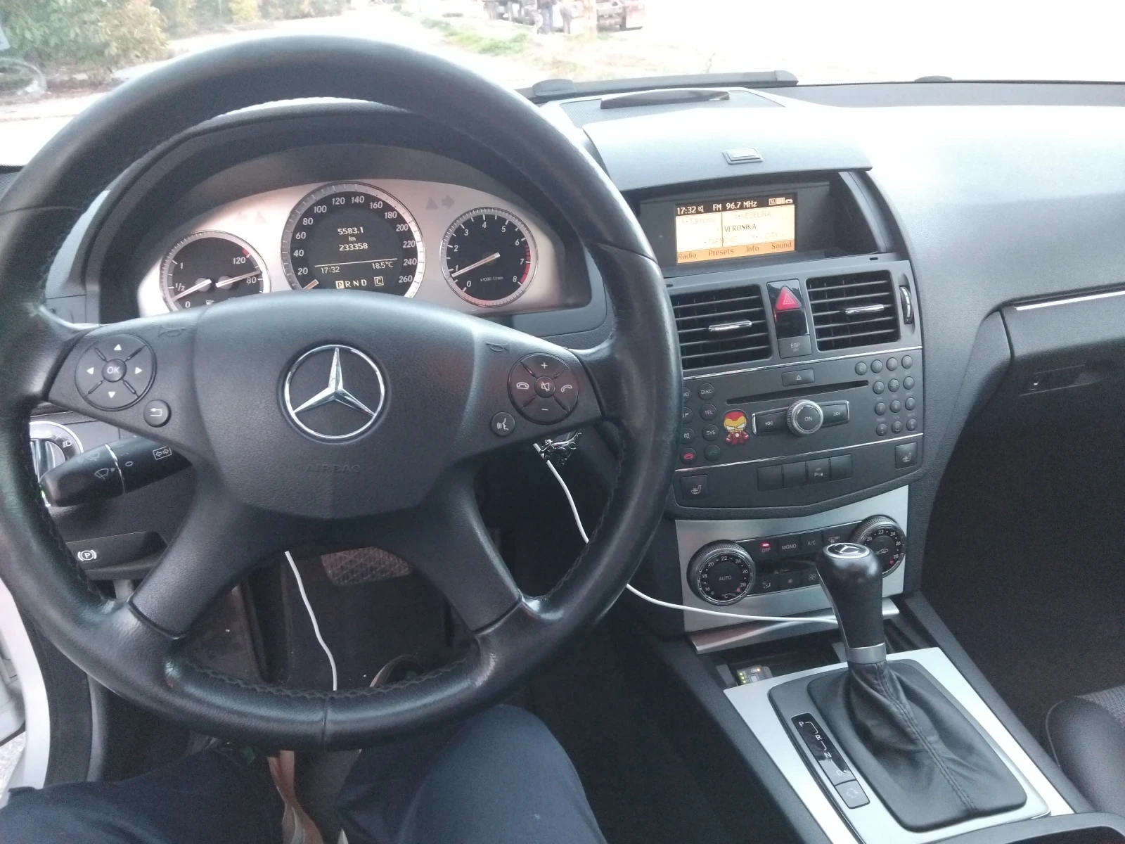 Mercedes-Benz C 200, снимка 10 - Автомобили и джипове - 56702482
