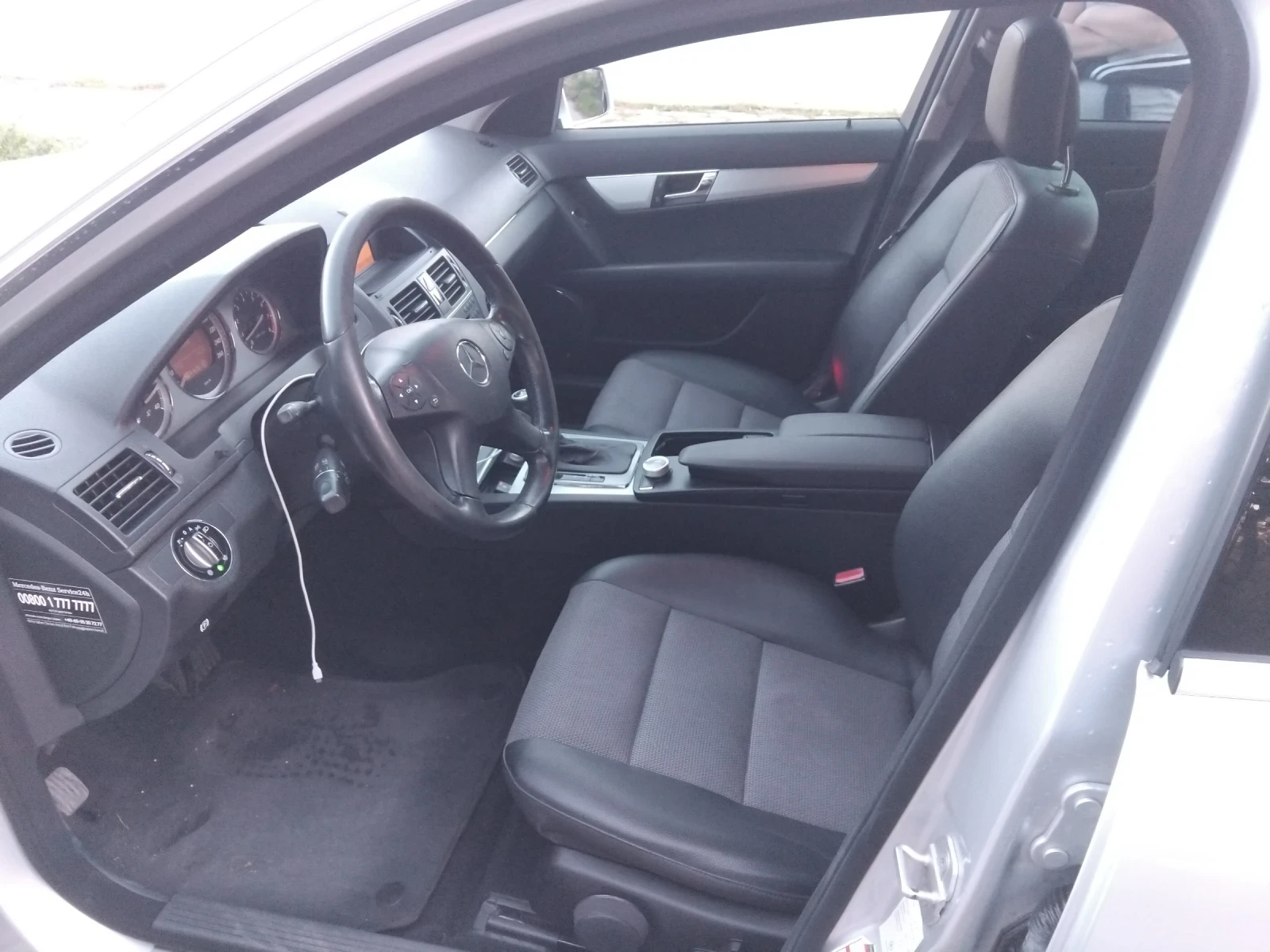 Mercedes-Benz C 200, снимка 11 - Автомобили и джипове - 56702482