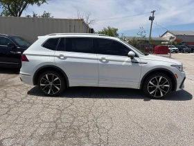 VW Tiguan CARFAX * АВТО КРЕДИТ * ПРОГНОЗНА ЦЕНА ДО БГ * , снимка 4