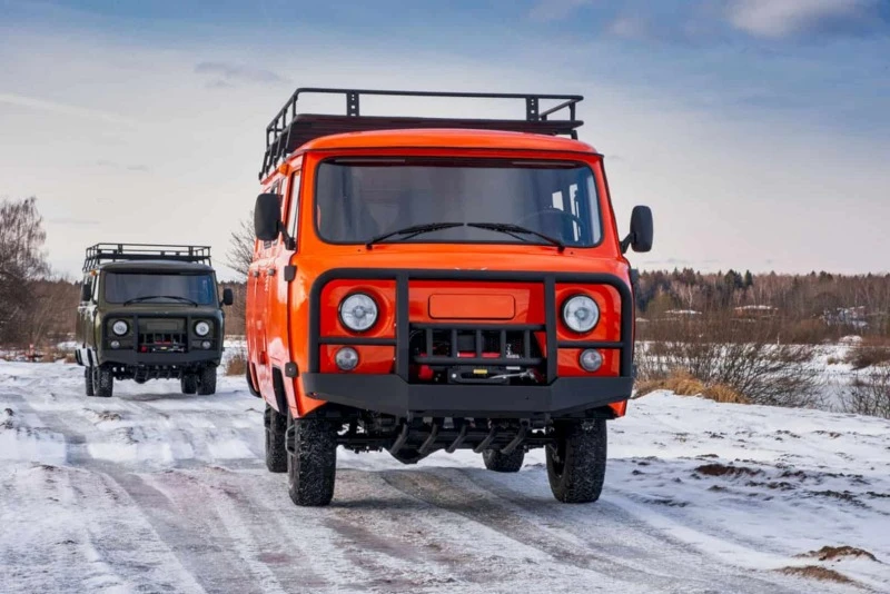 Uaz Expedition ВСИЧКИ МОДИФИКАЦИИ , снимка 10 - Автомобили и джипове - 44212363