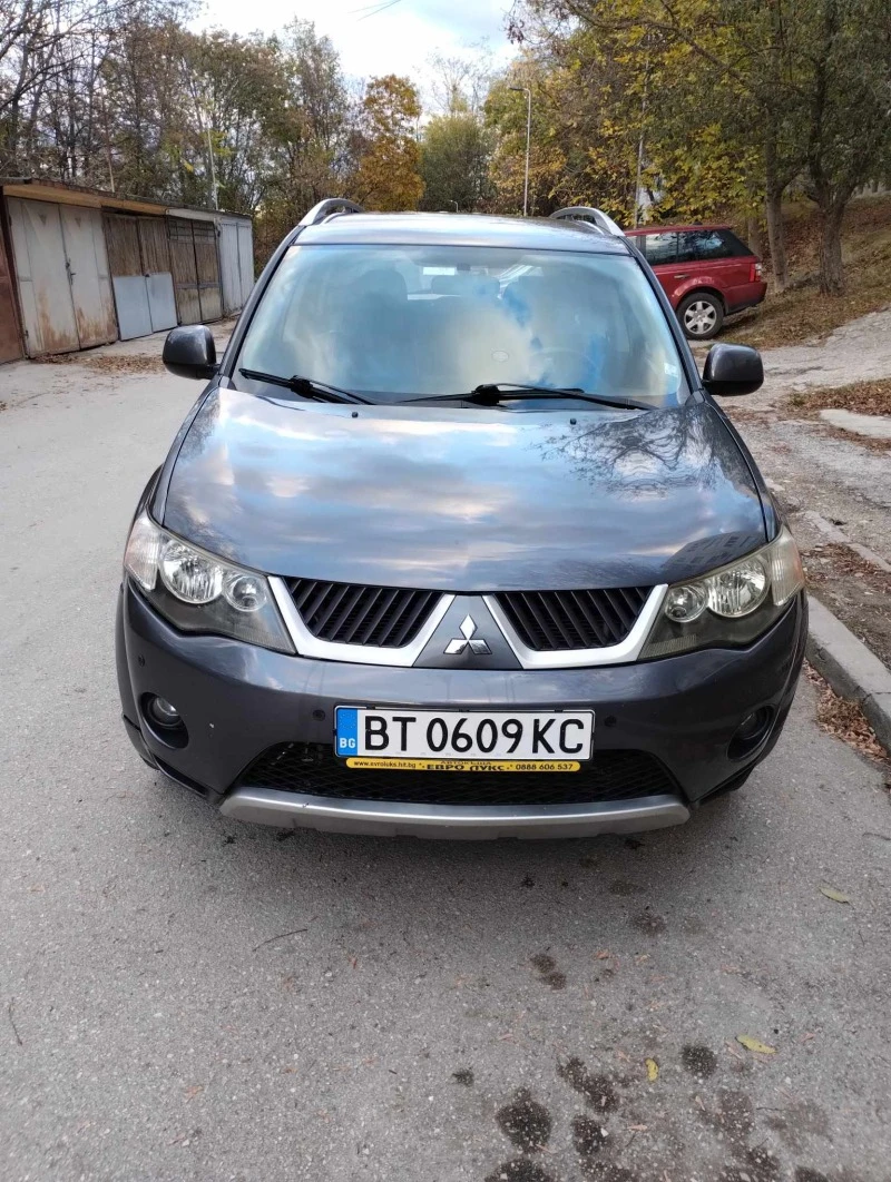 Mitsubishi Outlander, снимка 2 - Автомобили и джипове - 45640925