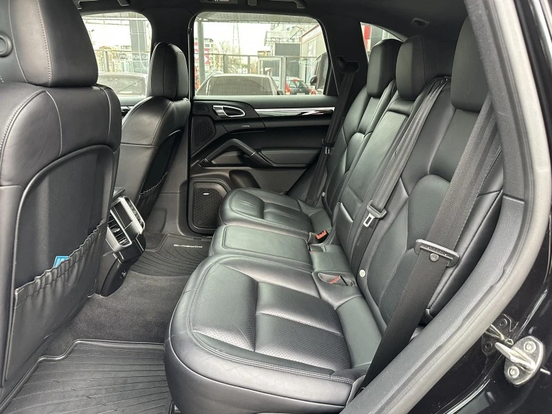 Porsche Cayenne 3.6 i, снимка 15 - Автомобили и джипове - 43461390