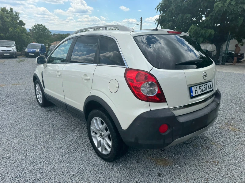 Opel Antara 2.4 benzin TOP TOP!!!, снимка 8 - Автомобили и джипове - 46483293