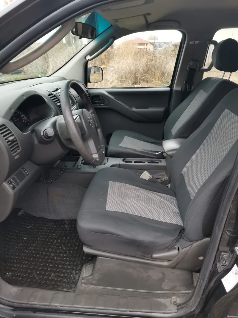 Nissan Navara, снимка 6 - Автомобили и джипове - 47968273