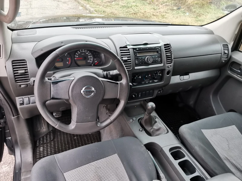 Nissan Navara, снимка 7 - Автомобили и джипове - 47968273