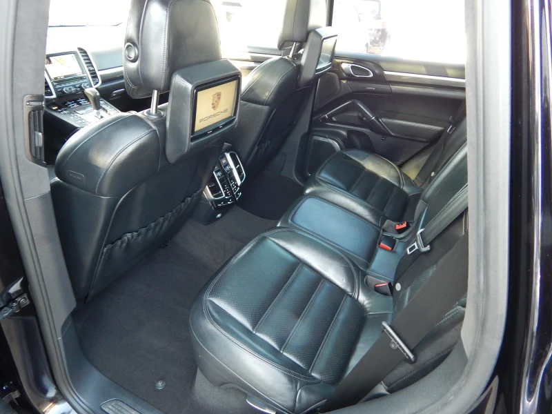 Porsche Cayenne * TURBO* КЕРАМИКА* , снимка 16 - Автомобили и джипове - 50896632
