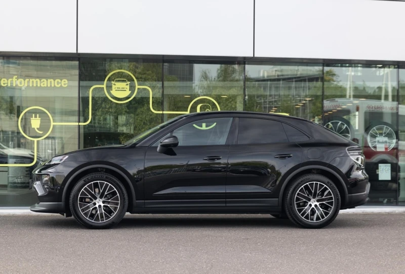 Porsche Macan PANO* DISTR* 360CAM* LED* , снимка 5 - Автомобили и джипове - 52130545