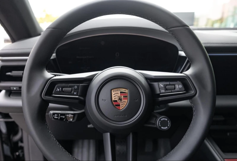 Porsche Macan PANO* DISTR* 360CAM* LED* , снимка 12 - Автомобили и джипове - 52130545