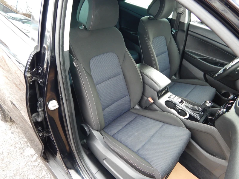 Hyundai Tucson 1.7CRDI* ПЕРФЕКТНА* , снимка 17 - Автомобили и джипове - 52538191
