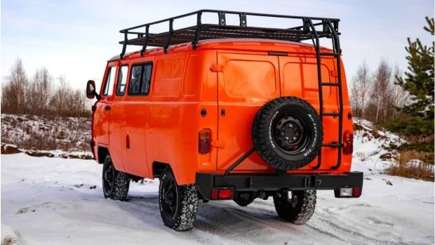 Uaz Expedition ВСИЧКИ МОДИФИКАЦИИ , снимка 13 - Автомобили и джипове - 44212363