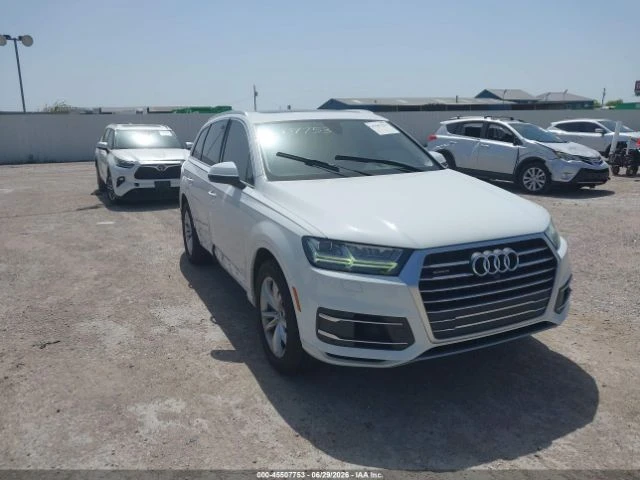 Audi Q7 3.0| PANO| DIGITAL| BLIND-SPOT| PODGREV