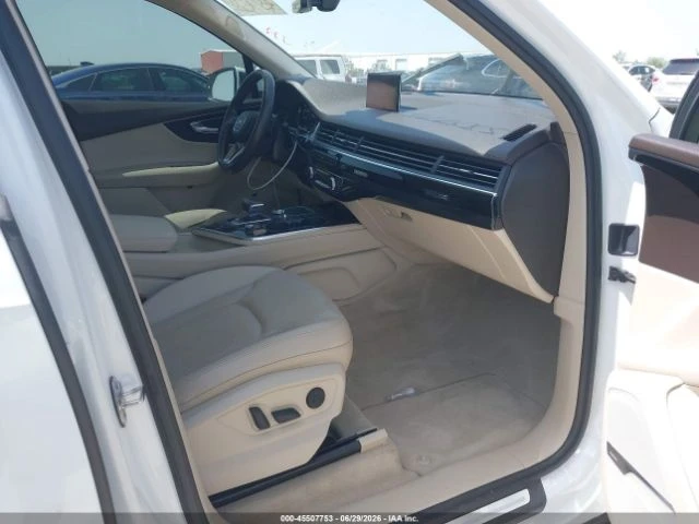 Audi Q7 3.0| PANO| DIGITAL| BLIND-SPOT| PODGREV, снимка 10 - Автомобили и джипове - 56724943