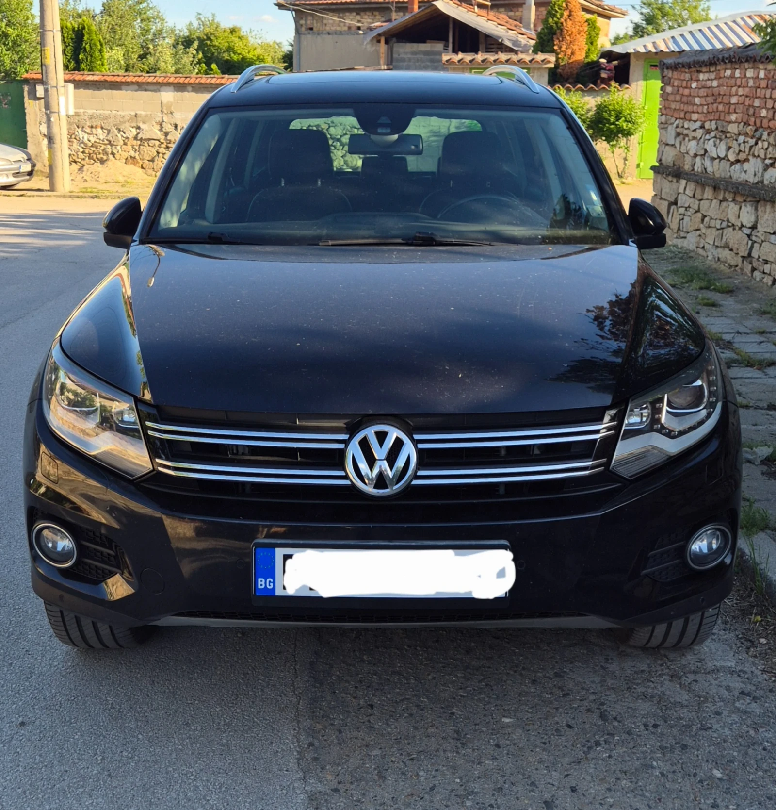VW Tiguan Джип, снимка 3 - Автомобили и джипове - 47498578