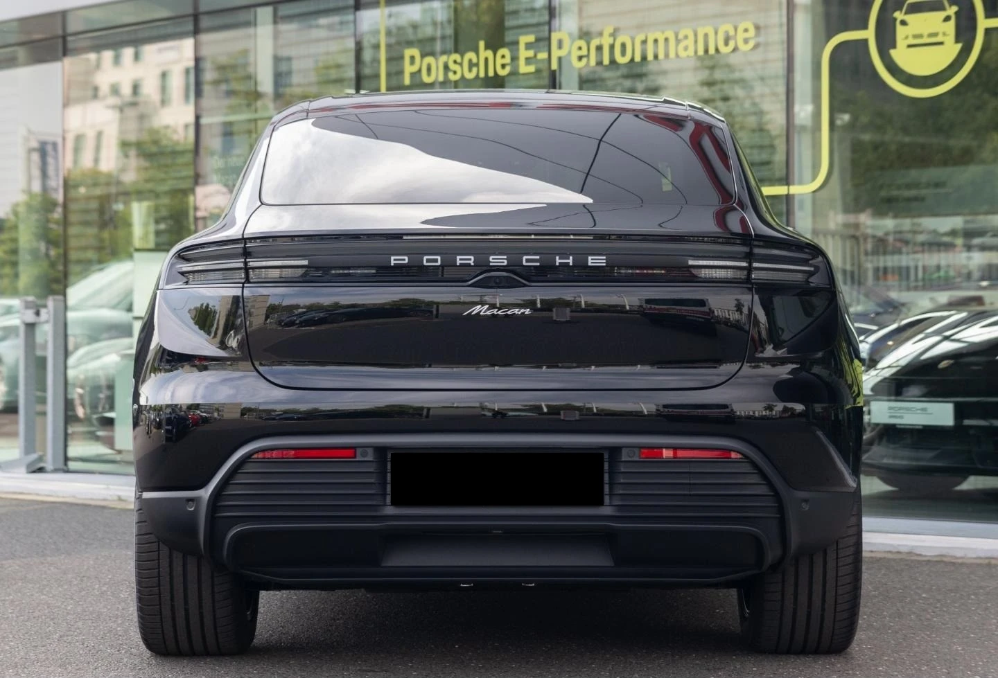 Porsche Macan PANO* DISTR* 360CAM* LED*  - изображение 3