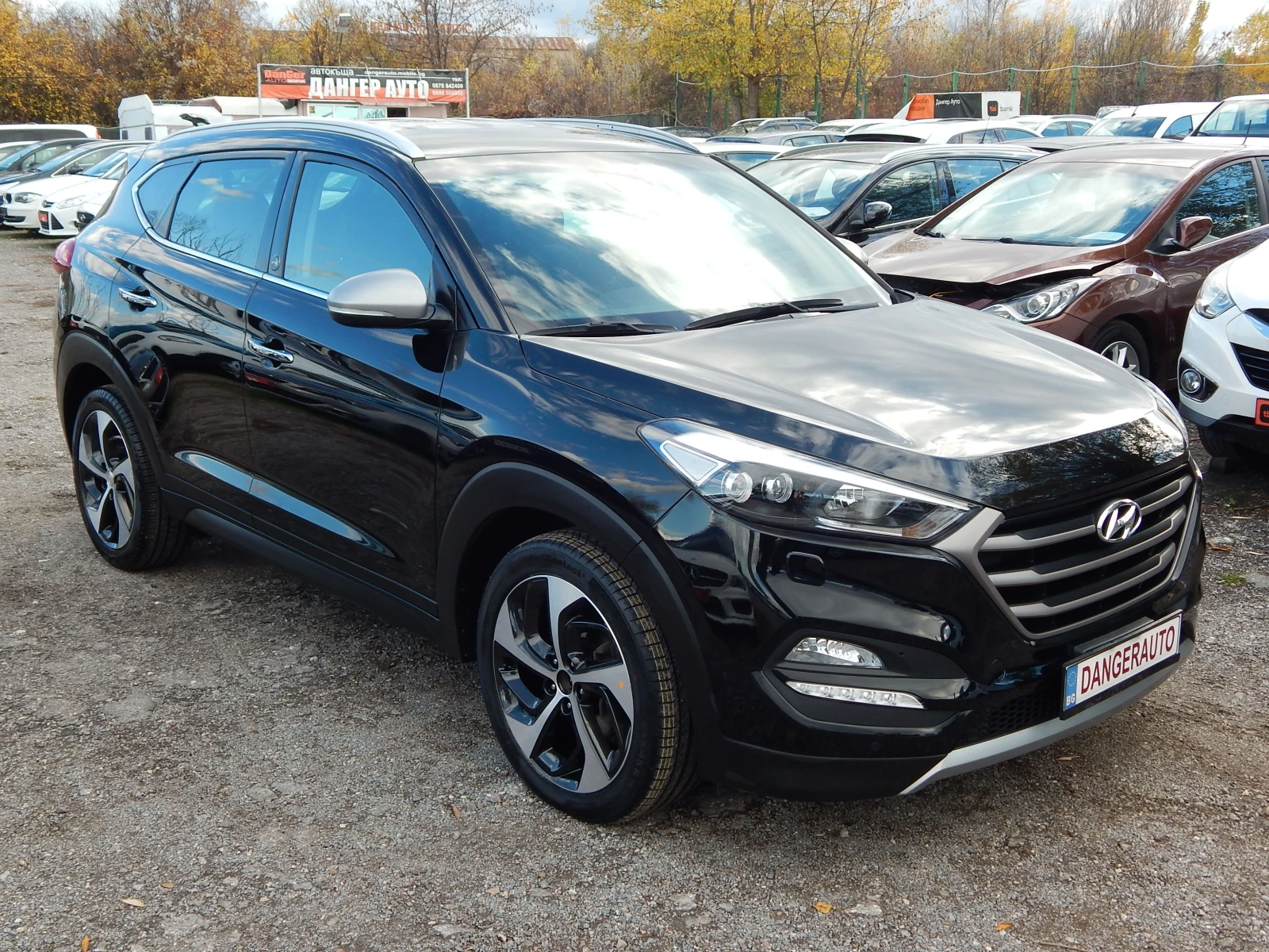 Hyundai Tucson 1.7CRDI* ПЕРФЕКТНА*  - изображение 3