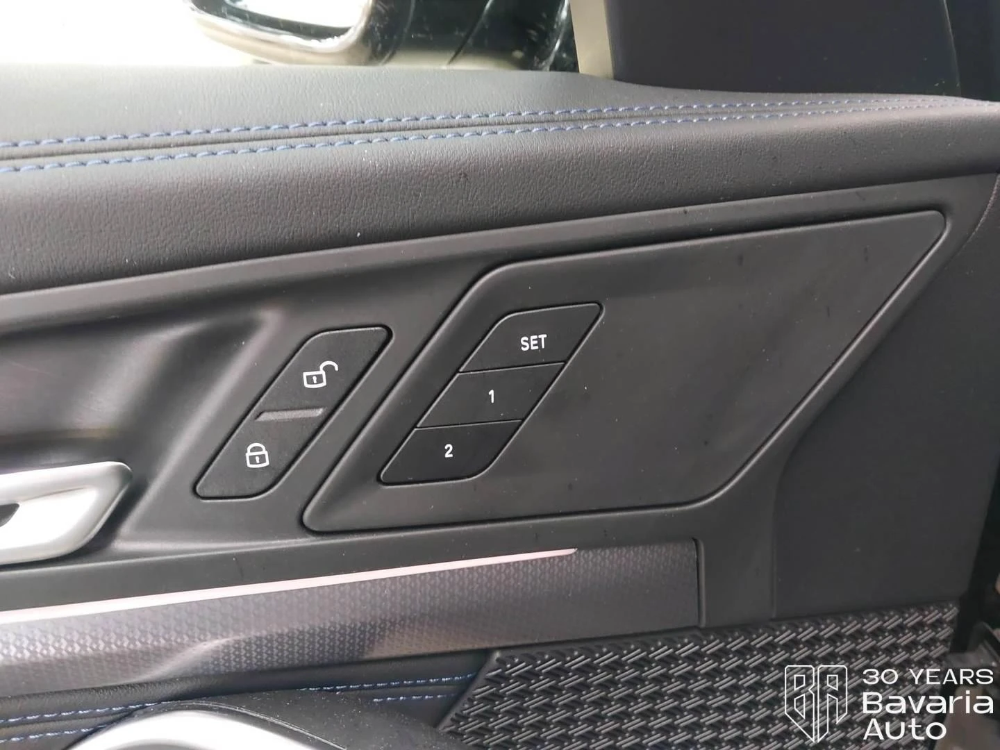 BMW iX1 30 xDrive M Sport Paket | Mobile.bg   11