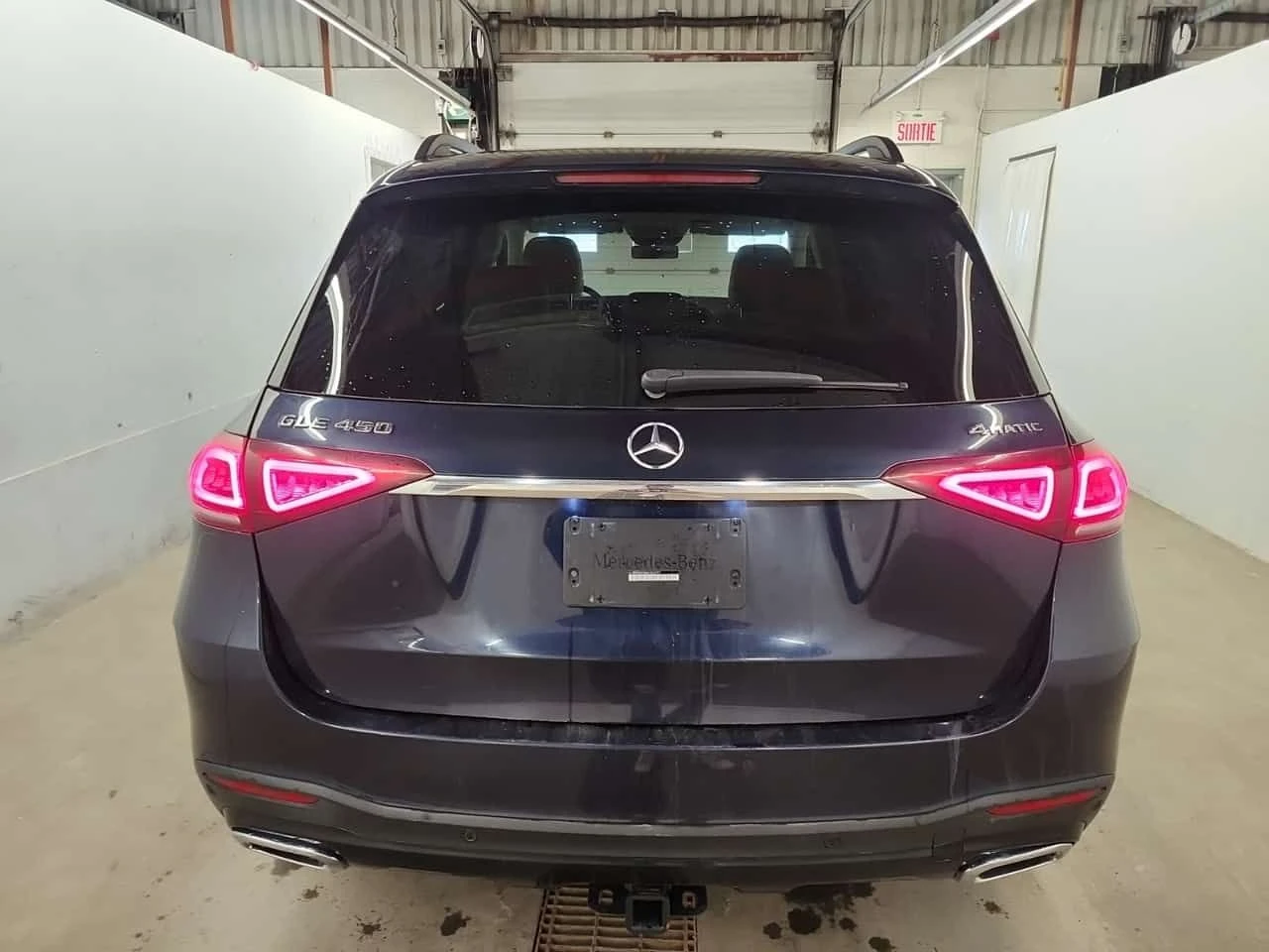 Mercedes-Benz GLE 450 AMG | PANO | HUD | 360 | DISTRONIC | МАСАЖ, снимка 17 - Автомобили и джипове - 53820522