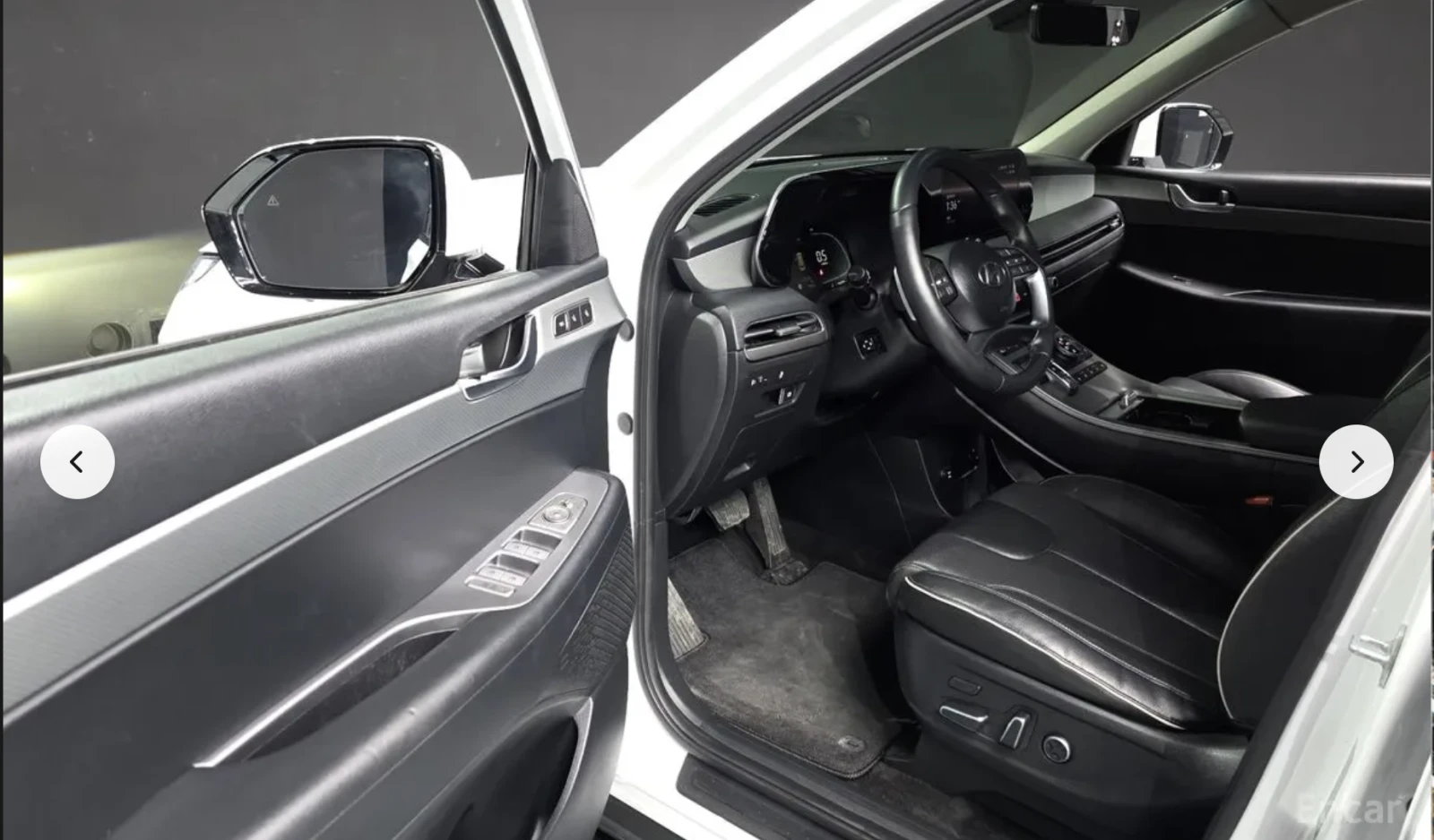 Hyundai Palisade EXCULIVE* 3.8* AWD* ОБДУХВАНЕ* 360КАМЕРА* LANE* AS, снимка 6 - Автомобили и джипове - 54032656