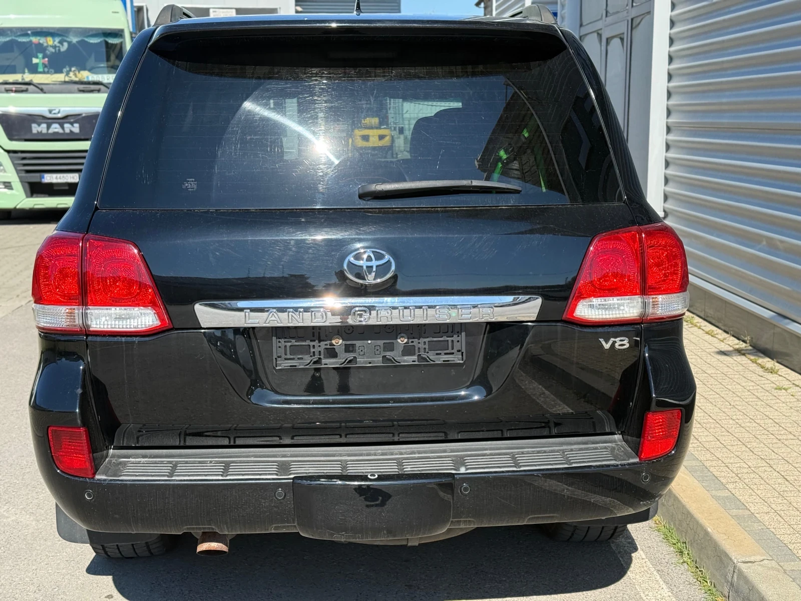 Toyota Land cruiser J200+ V8+ ECT-i+ LPG+ 4x4+ Kожа, снимка 4 - Автомобили и джипове - 54405494