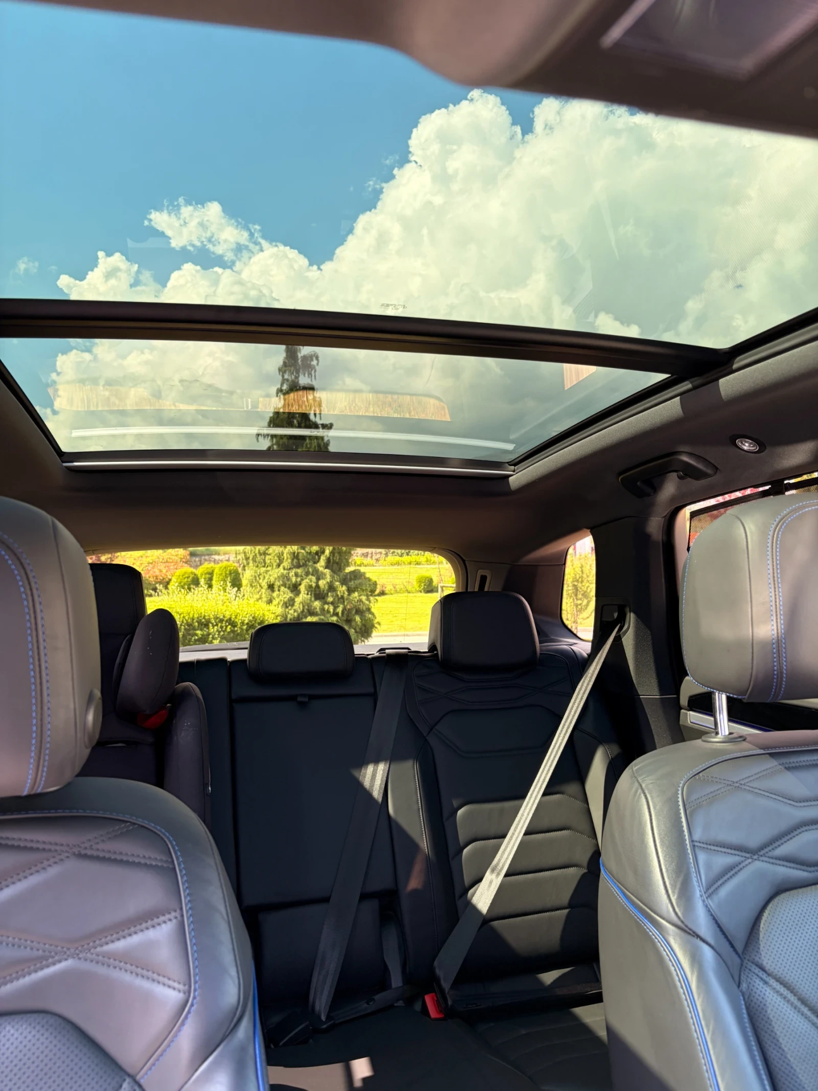 VW Touareg R e-hybrid, снимка 12 - Автомобили и джипове - 54835894