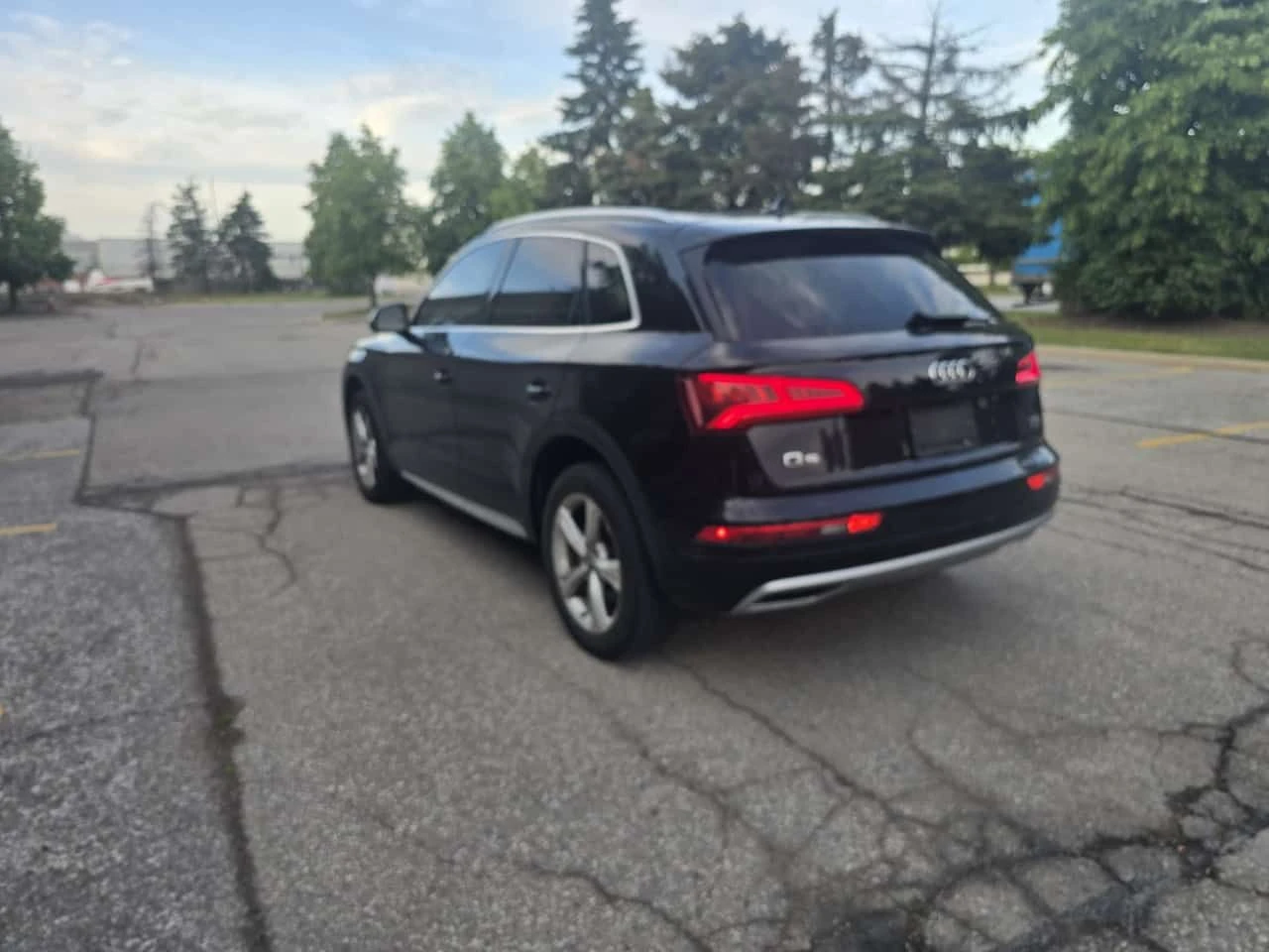 Audi Q5 Progressiv | CARFAX | БЕЗ ПЪРВОНАЧАЛНА ВНОСКА, снимка 10 - Автомобили и джипове - 54948612