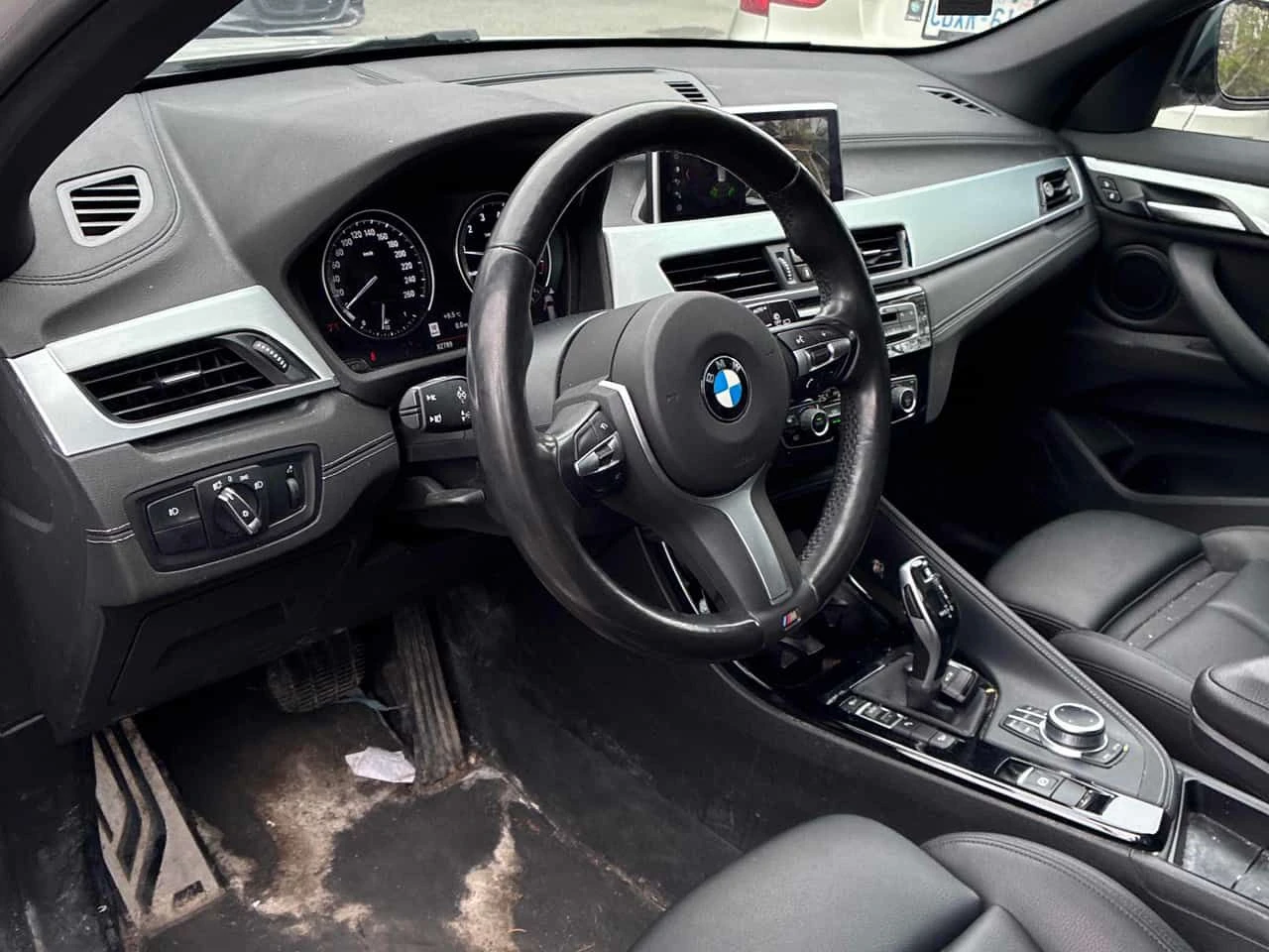 BMW X1 xDrive28i/ПАНОРАМА/ПОДГРЕВИ/OT BMW, снимка 7 - Автомобили и джипове - 55045898