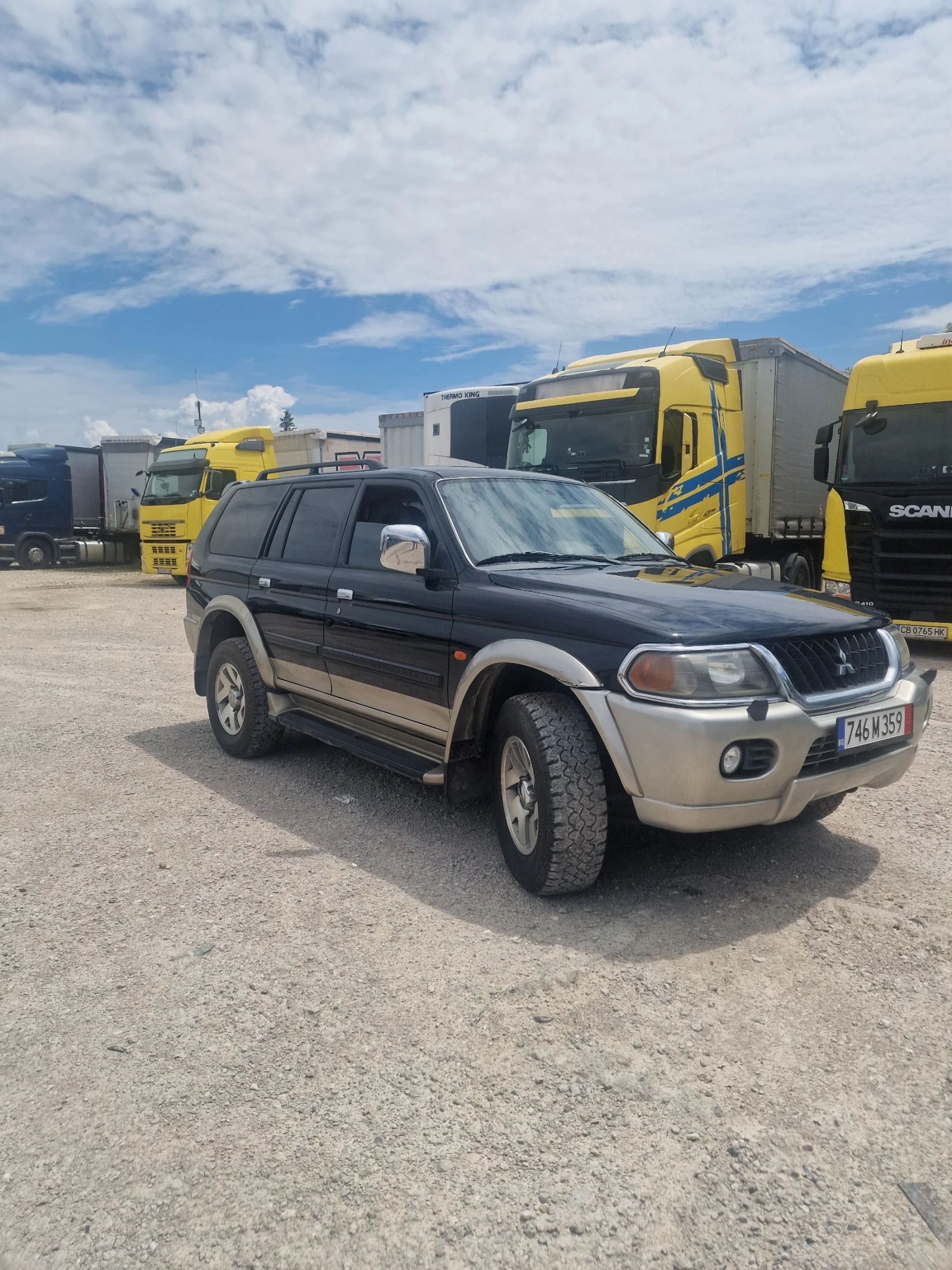 Mitsubishi Pajero sport GLS, снимка 3 - Автомобили и джипове - 55070822
