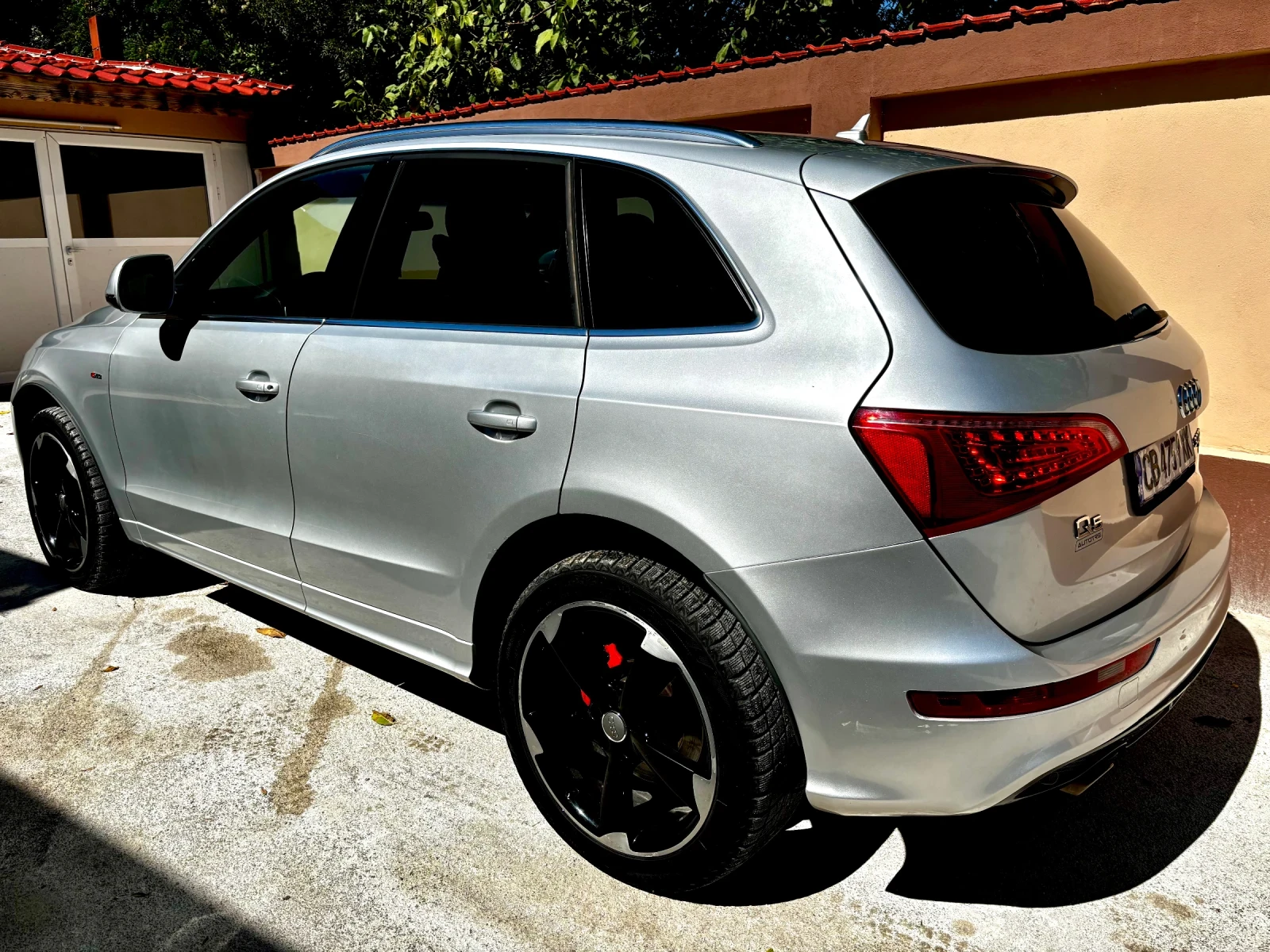Audi Q5, снимка 2 - Автомобили и джипове - 56057916
