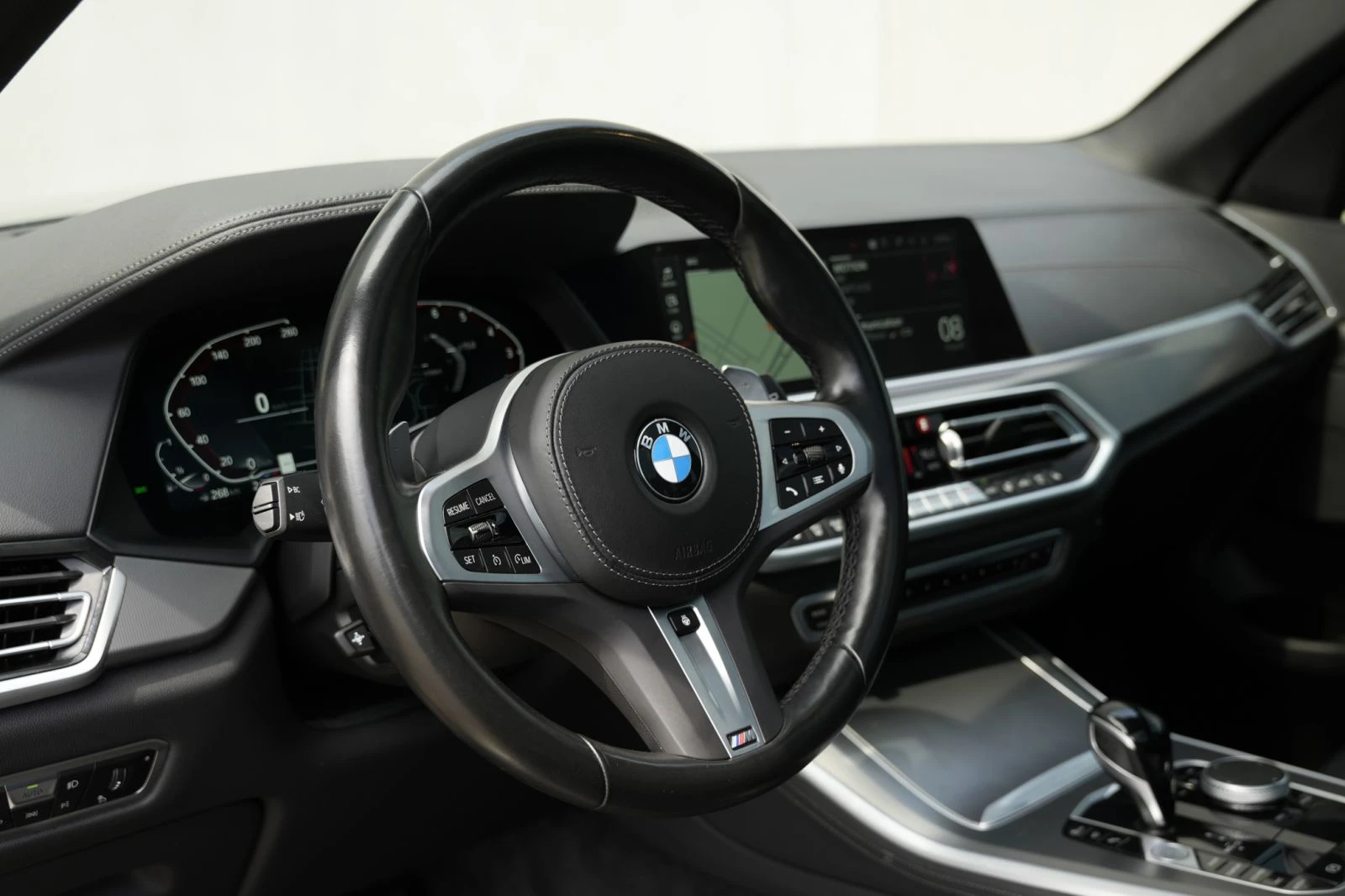 BMW X5 M-pack* 360* HUD* Adaptive M* Пано, снимка 9 - Автомобили и джипове - 56351364