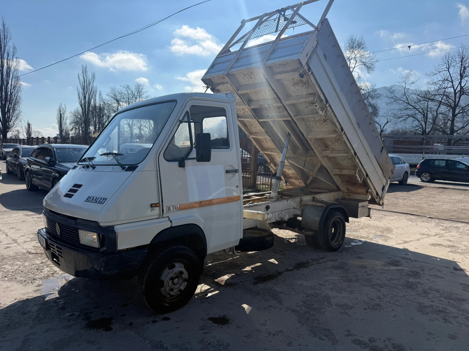 Renault Master 2.5 D Самосвал  - изображение 2