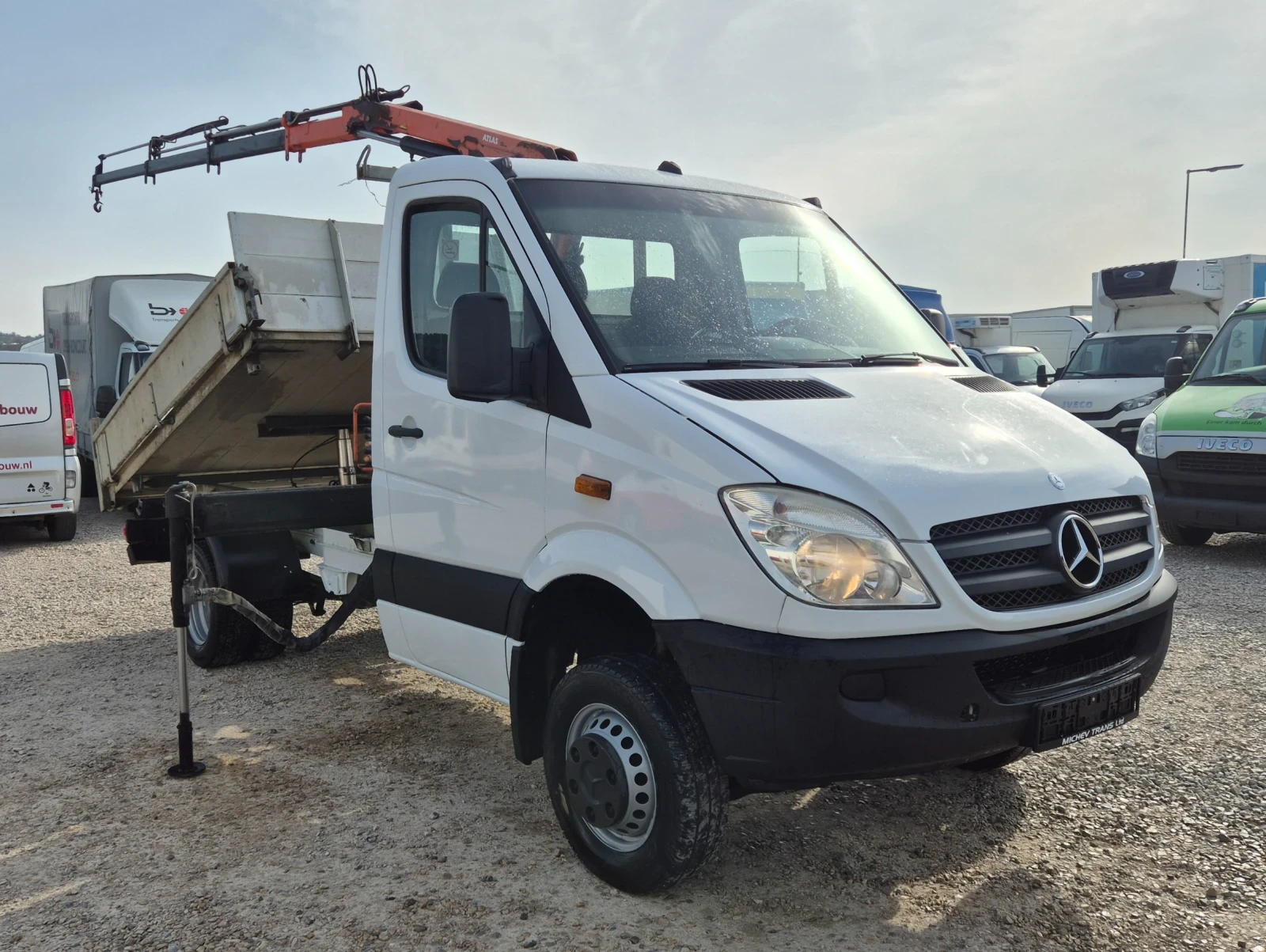 Mercedes-Benz Sprinter 516 * САМОСВАЛ* КРАН* 4Х4* 3.5т.ШВЕЙЦАРИЯ* , снимка 6 - Бусове и автобуси - 54151814