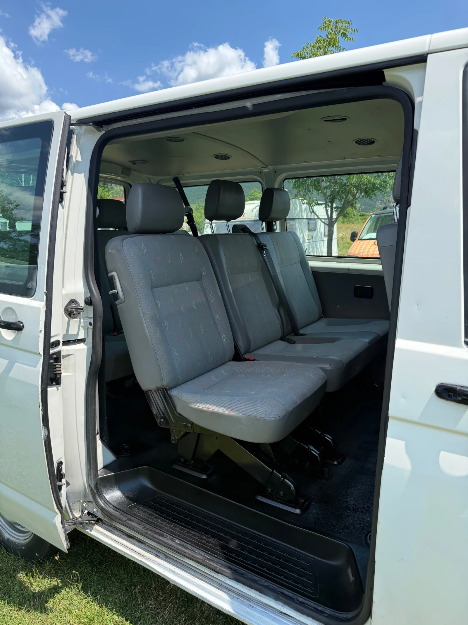 VW T5 Климатик 4х4, снимка 8 - Бусове и автобуси - 55172528