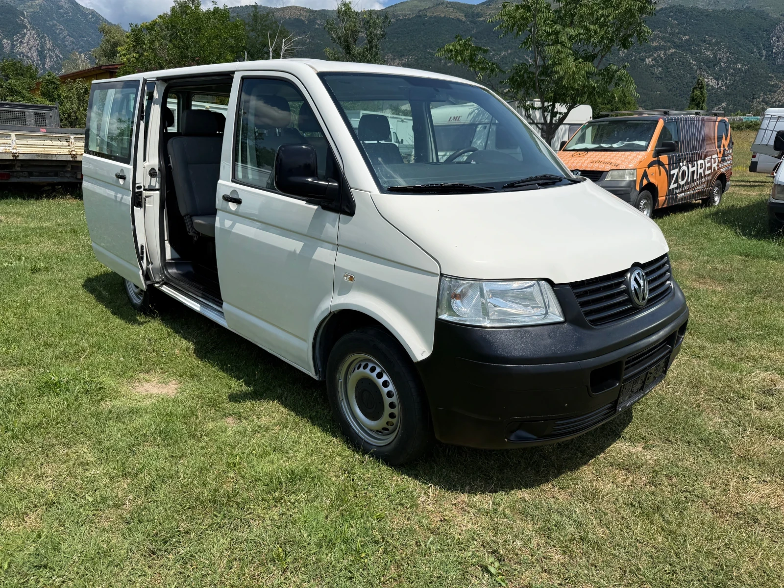 VW T5 Климатик 4х4, снимка 2 - Бусове и автобуси - 55172528