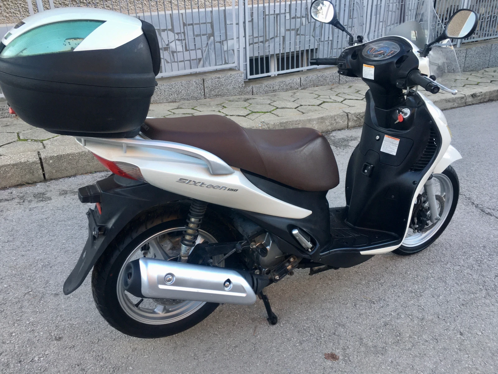 Suzuki Sixteen 150i - изображение 9