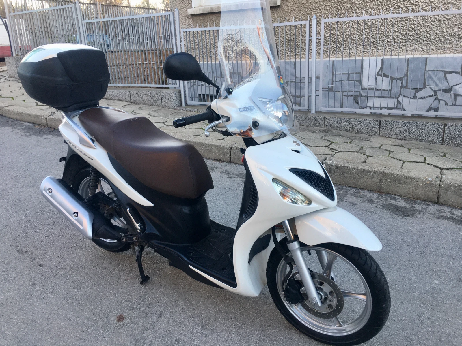 Suzuki Sixteen 150i - изображение 3