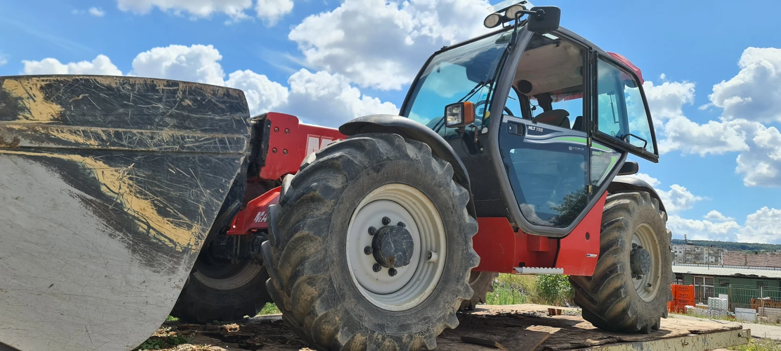 Телескопичен товарач Manitou MLT 735   120 LSU PREMIUM - изображение 3