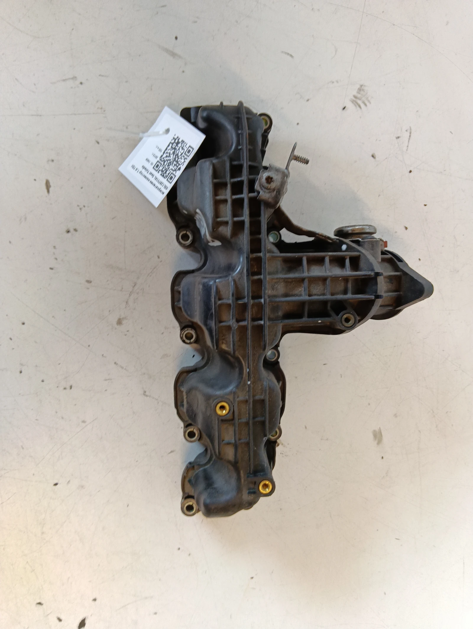 всмукателен колектор 1.6 TDI 03L129711AL Seat Toledo